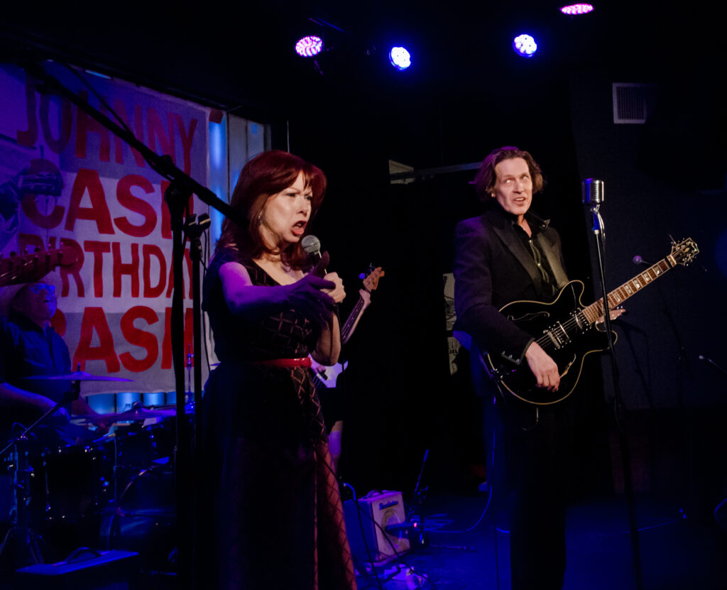 Alex Battles and Linda Hill perform at the Johnny Cash Birthday Bash at littlefield in 2023
